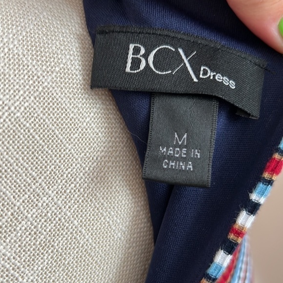 Summer striped no shoulders dress with a supported bust top under the bottom‍ - Picture 6 of 9